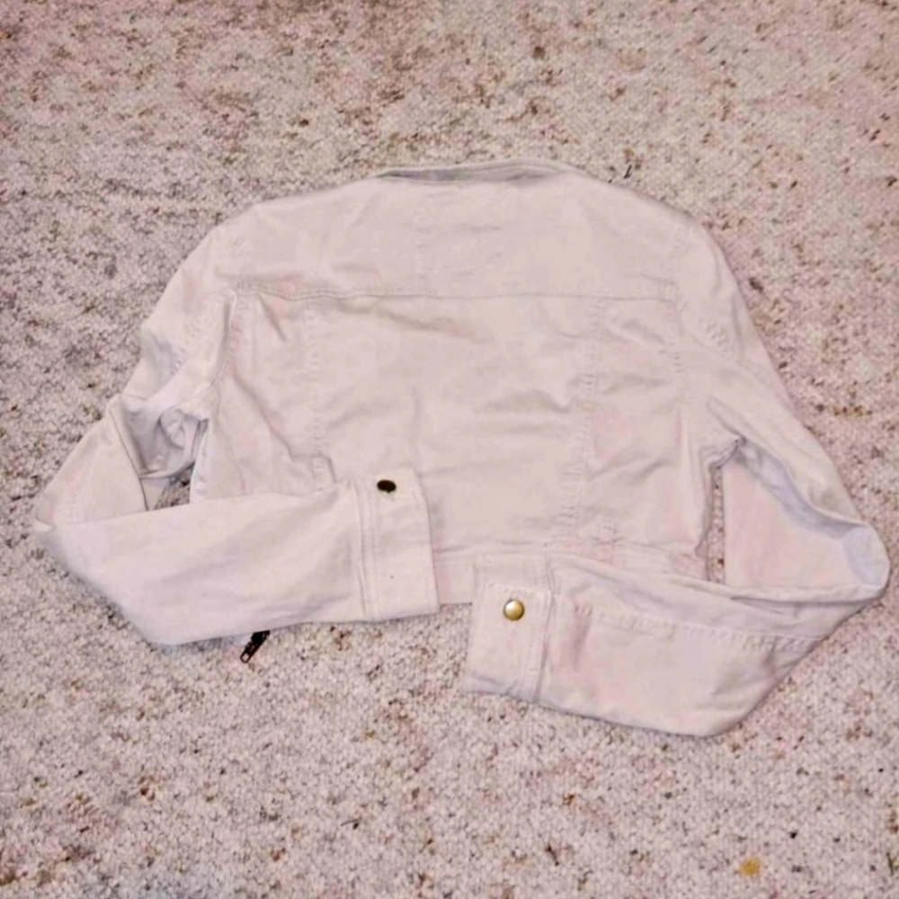 Jacket - Picture 5 of 5